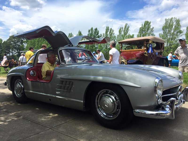 Illustration for article titled Pictures from theĀ Ā 2015 Ault Park Concours dāElegance (Cincinnati)